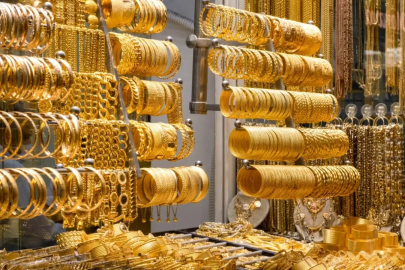 Fiyatı uçan altını tahtından etti! Talep patladı, resmen yok satıyor