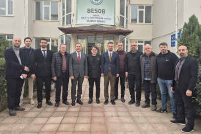 DEVA Partisi İnegöl İlçe Başkanı Onur Metinbaş’tan Esnaf Odasına Ziyaret