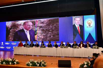 AK Parti Bursa bayramlaşmasında yerel ve küresel gündem değerlendirildi