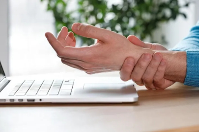 Dijital çağ el ve bilek sağlığını olumsuz etkiliyor!