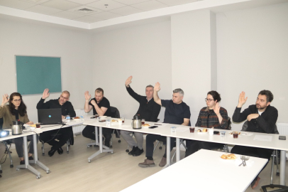 Bursa Serbest Mimarlar'da Can Şimşek güven tazeledi