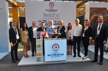 Denizli Büyükşehir kentin turizm vizyonunu Antalya’da sergiledi