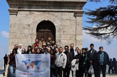 Zorlu coğrafyaların genç liderleri Bursa’da buluştu