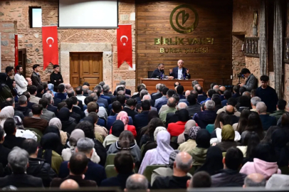 AK Partili Efkan Ala Birlik Vakfı’nda gençlerle buluştu
